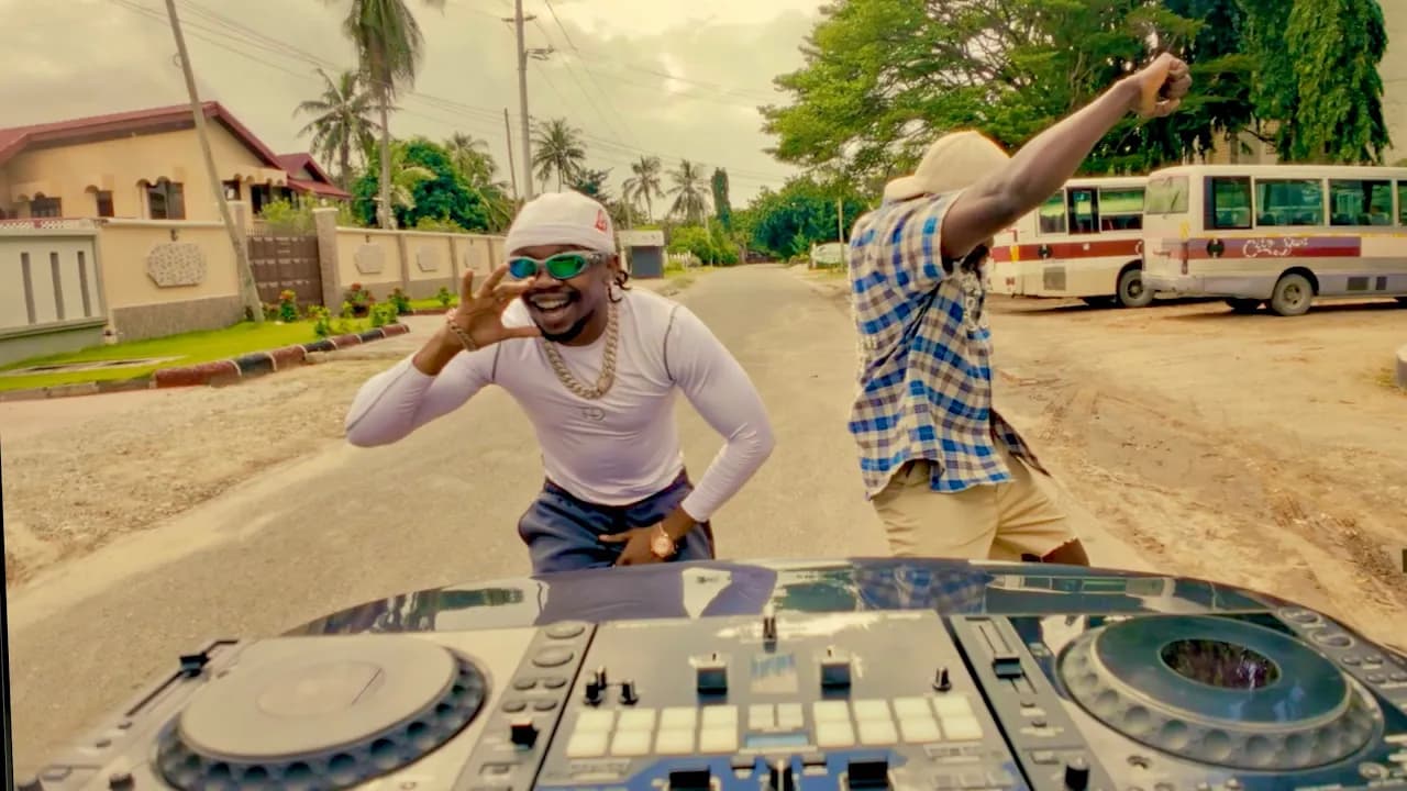 Marioo - Ha Ha Ha (Official Visualiser)