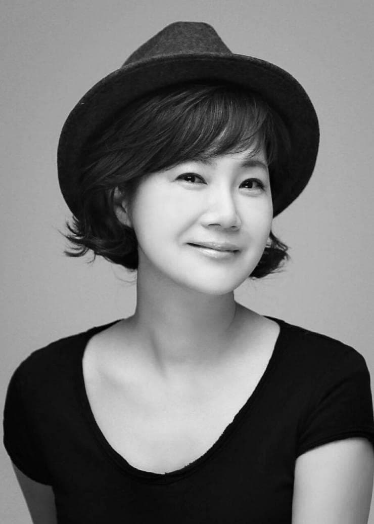 Mi-kyeong Yang