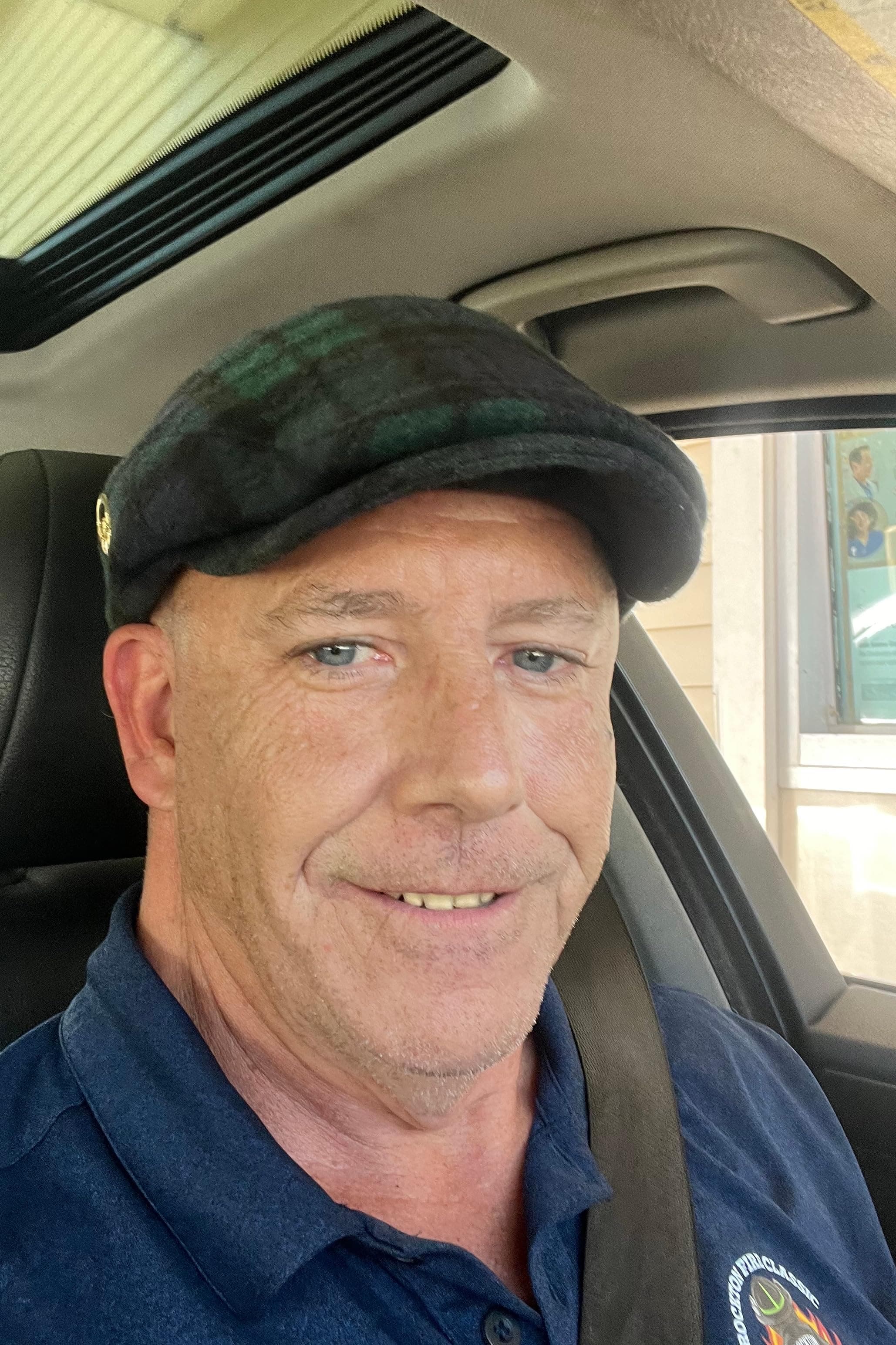 Matthew J McLaughlin