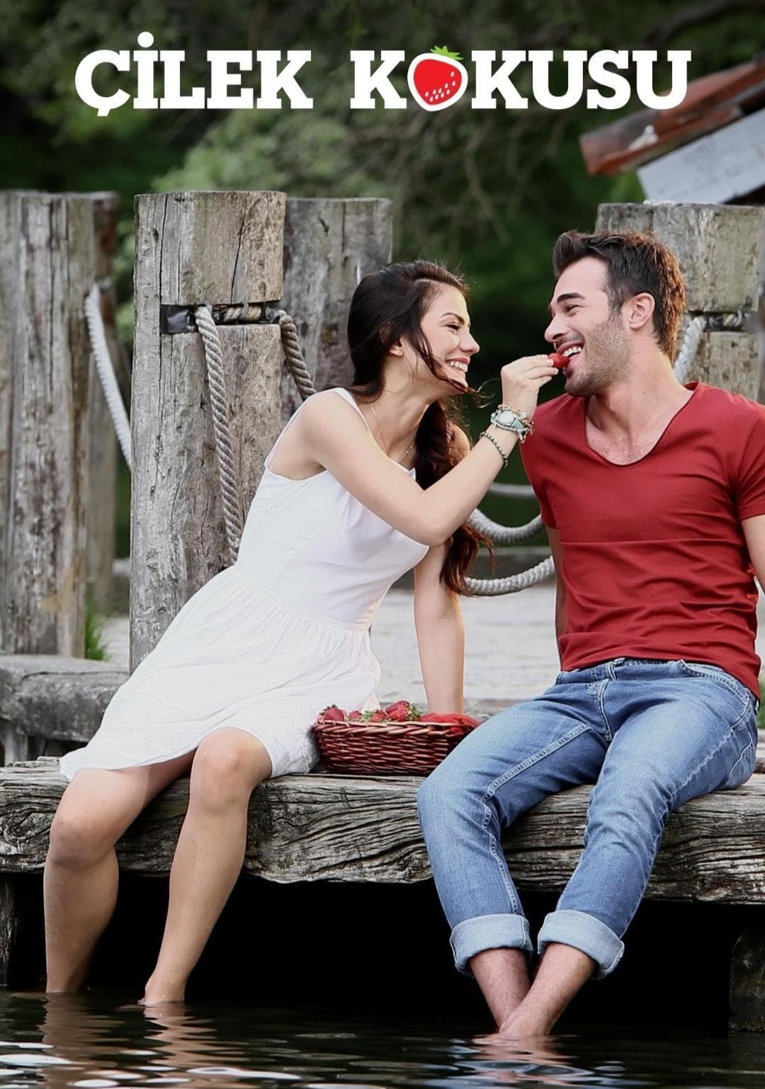 Çilek Kokusu [English]