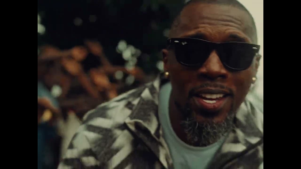 Serge Beynaud - Devant - Visualizer