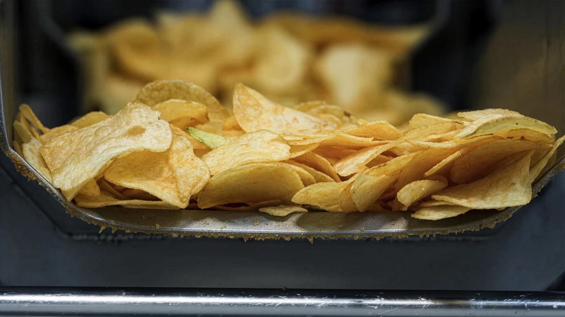 Walkers Unpacked: Inside the Crisp Factory