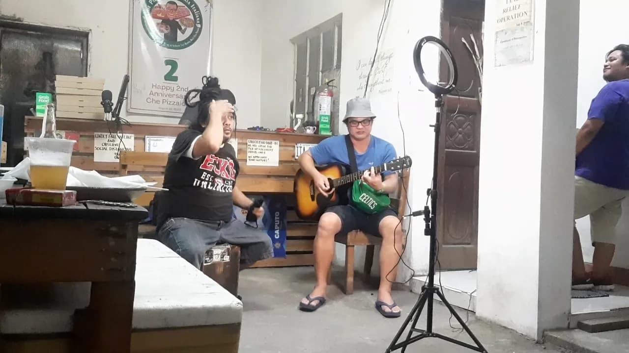 Andrew of Grin Dept/Peter of Saikol/Chef Nelson of Che Pizzaiolo Pizzeria Italiana