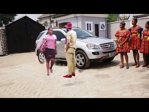 Elle est seulement venue travailler comme servante au palais mai le prince est tombé amoureux delle