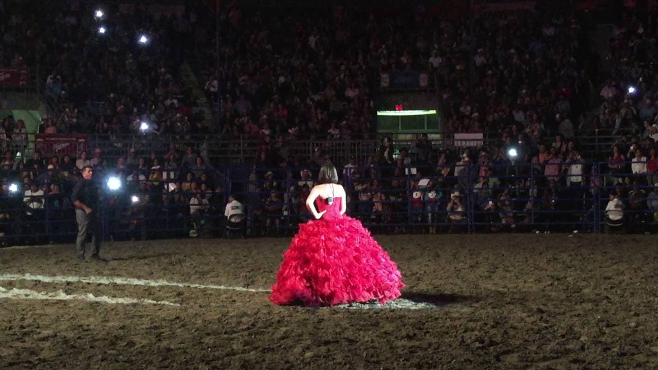 ANGELA AGUILAR CUCURRUCUCU PALOMA