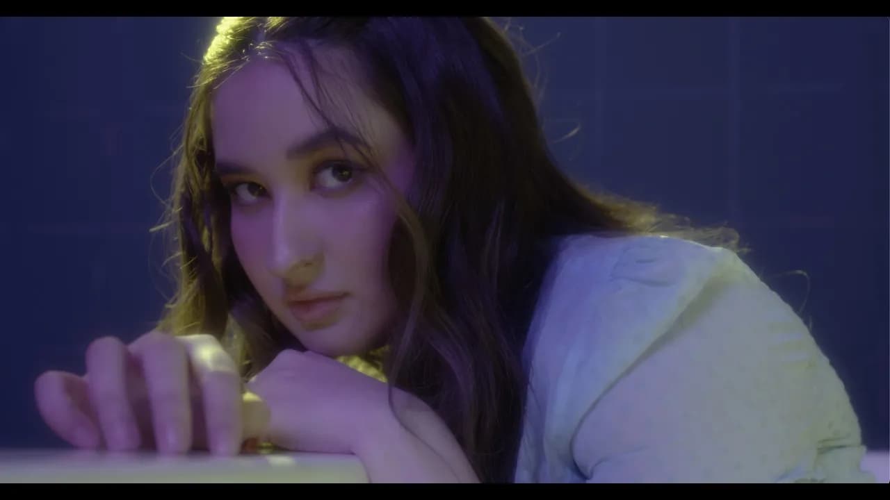 Stephanie Poetri - Paranoia (Official Music Video)