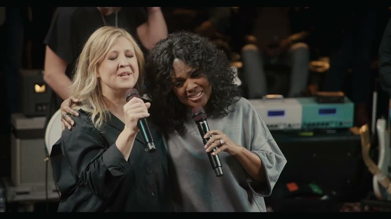 House of Worship & CeCe Winans & Darlene Zschech - Shout To The Lord (Official Music Video)